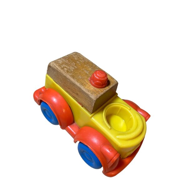 Mattel Preschool Power Putt Putt Fire Engine Rescue Vehicle Wood Plastic 1975 - Picture 2 of 10